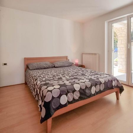 Ena Apartamento Novigrad Istria Exterior foto