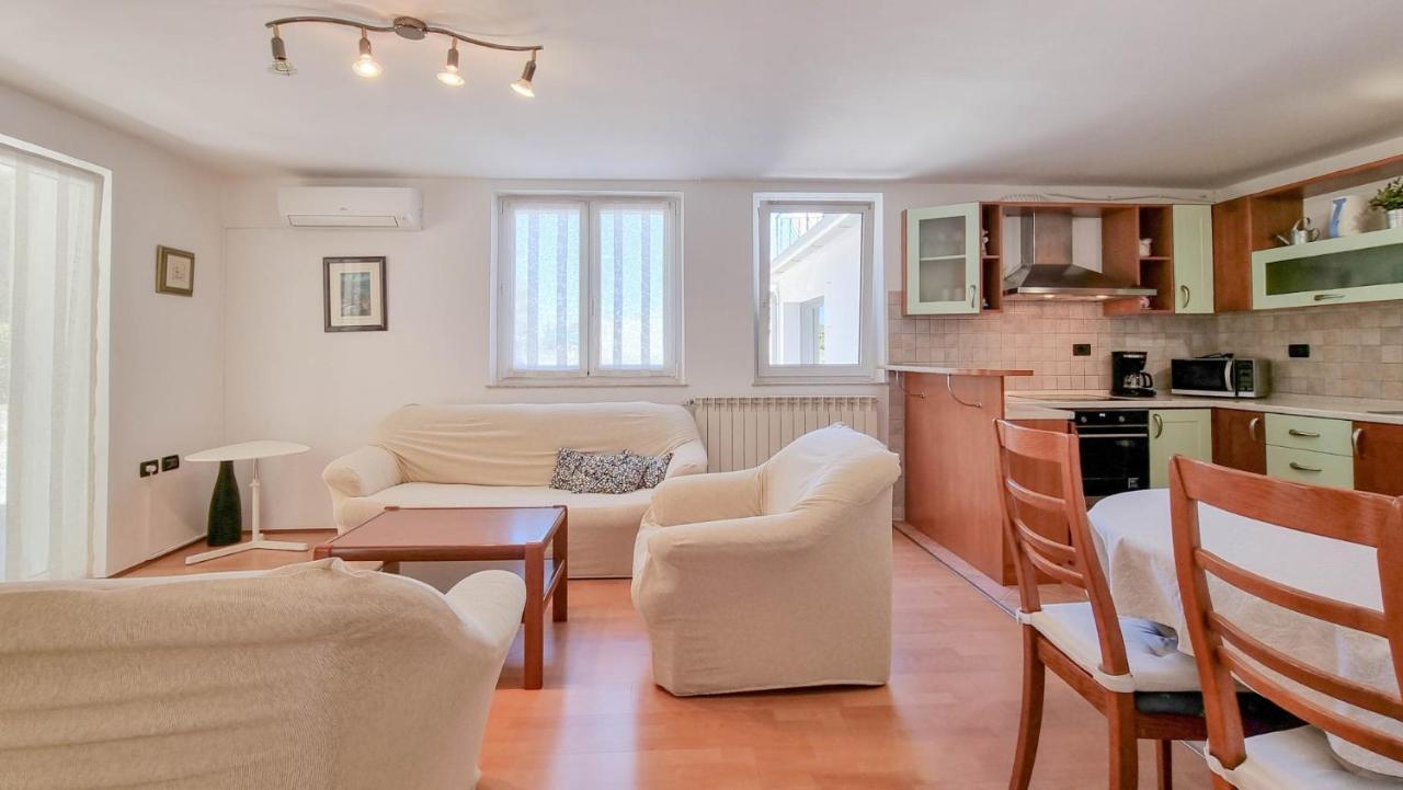 Ena Apartamento Novigrad Istria Exterior foto