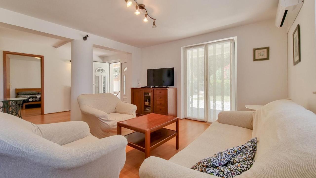 Ena Apartamento Novigrad Istria Exterior foto