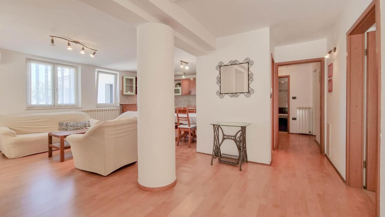 Ena Apartamento Novigrad Istria Exterior foto