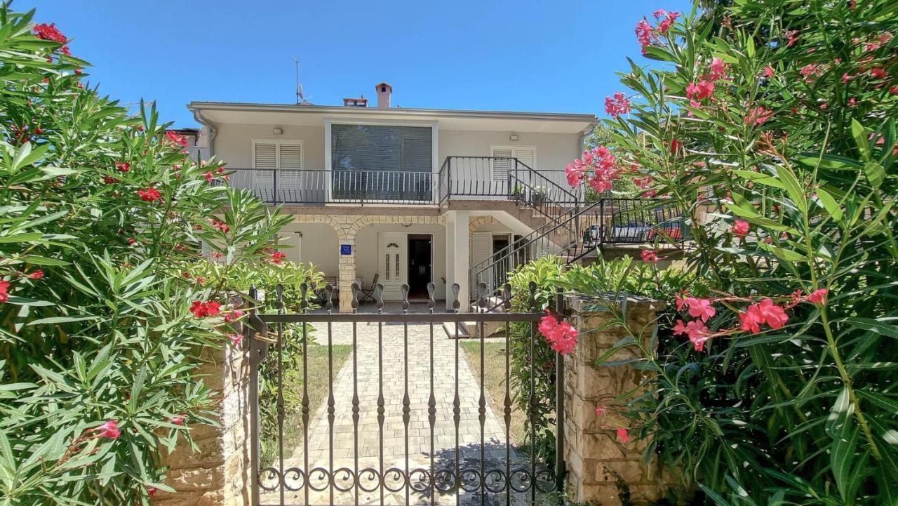 Ena Apartamento Novigrad Istria Exterior foto