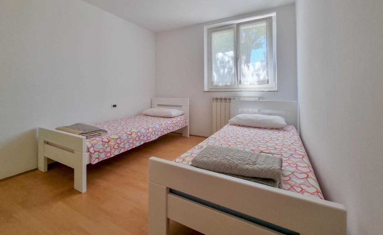 Ena Apartamento Novigrad Istria Exterior foto