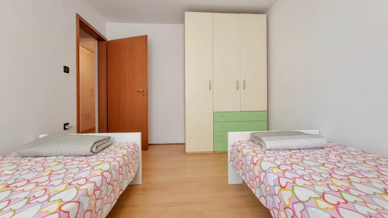 Ena Apartamento Novigrad Istria Exterior foto