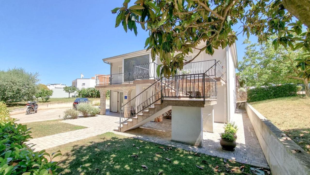 Ena Apartamento Novigrad Istria Exterior foto