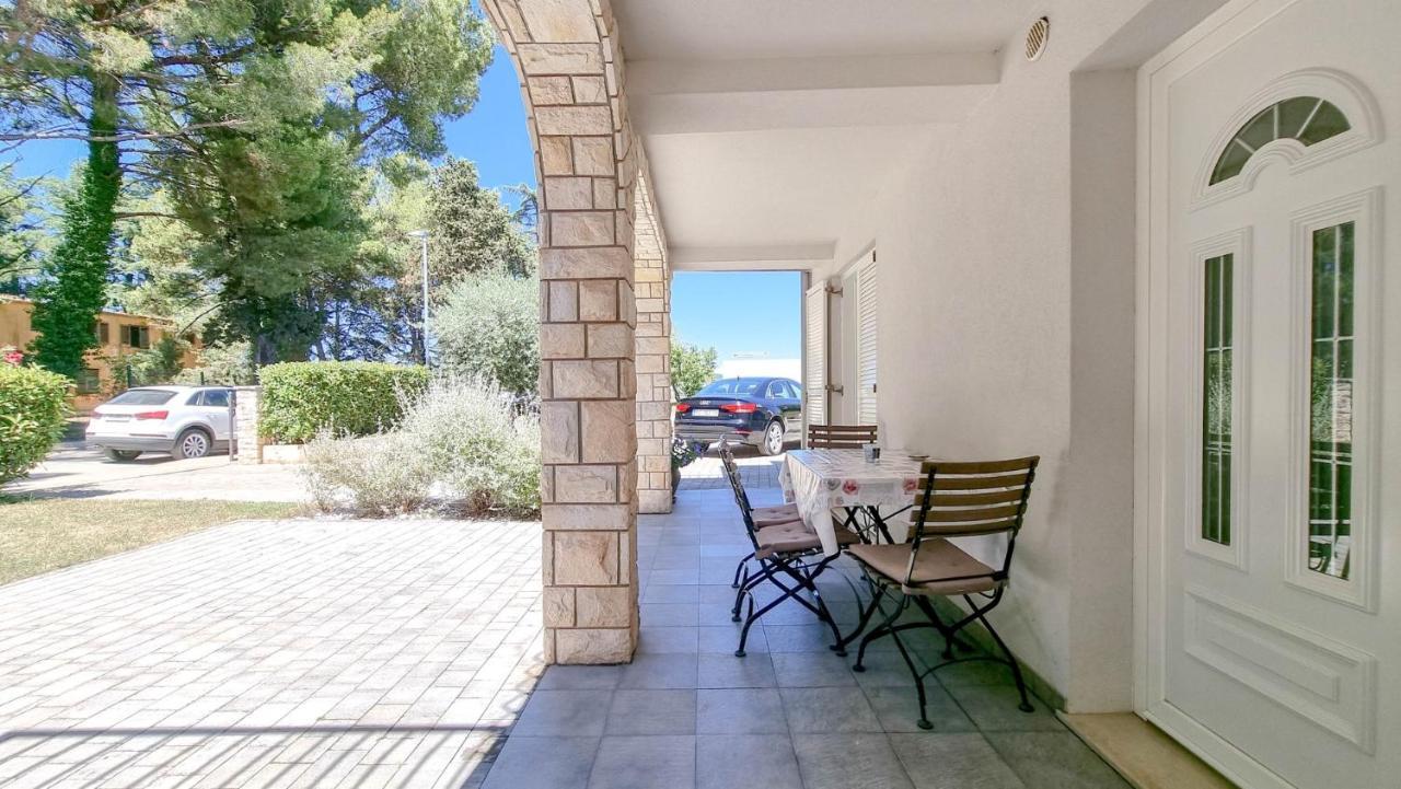 Ena Apartamento Novigrad Istria Exterior foto